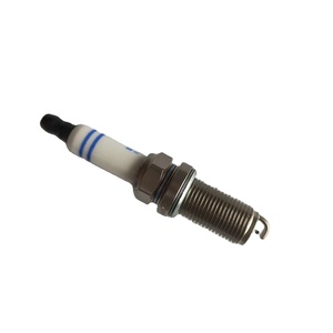 Bougie d'allumage Iridium Platinum de meilleure qualité et meilleur <span class=keywords><strong>prix</strong></span> FR7KPP33 + 50 0242236564 FR6KPP332 + 54 Stock prêt - Product Image 4