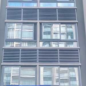 Nhà sản xuất cung cấp nhôm rèm cửa sổ ngang màn trập tự động cơ giới Skylight Shades - Product Image 6