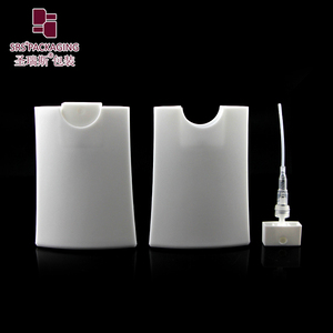 ขวดสเปรย์พีพีไอน้ำทรงโค้งสำหรับน้ำหอมดีไซน์การ์ดแบบฝ้าขนาด20มล. สำหรับ PWP004 - Product Image 1