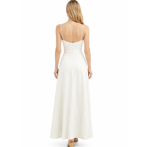 فستان ماكسي أبيض أنيق وعصري بتصميم مخصص للبيع بالجملة، بقصة واسعة وحمالات رفيعة بدون أكمام - Product Image 2