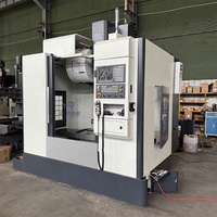 Centro de Mecanizado Vertical CNC VMC650 a Precio de Fábrica, Fresadora CNC Pequeña de 3 Ejes de Alta Rigidez para Procesamiento de Moldes