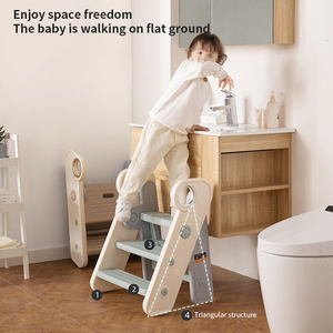 Nouvelle échelle de marche stable pour enfants 2026, échelle pour bébé en PE, marchepied <span class=keywords><strong>pliable</strong></span> et réglable pour lavabo domestique, vente en gros - Product Image 4