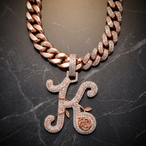 Colgante de Letra K de Moissanita Chapado en Oro Rosa con Incrustaciones de Diamantes, Collar con Colgante Temático de Lujo, Unisex, para Uso Diario - Product Image 3