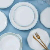 Ensemble de bols, soucoupes et assiettes en porcelaine fine, style minimaliste moderne, résistant au micro-ondes, pièces personnalisables pour cadeaux de mariage et d'anniversaire