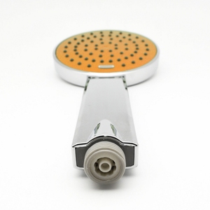 Juego de grifería termostática de mano de 95 mm naranja para ahorro de agua, estilo clásico, pulverizador de lluvia suave, de plástico pulido y cepillado - Product Image 3