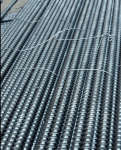 Tiges filetées en acier allié noir zingué haute résistance pour échafaudages de construction – Solutions de fixation réglables - Product Image 6