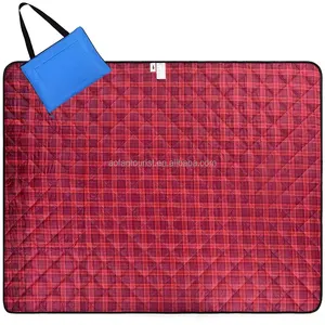 Draagbare Bedrukte Waterdichte Outdoor Opvouwbare Picknickdeken Met Zak Geruit Strandmat Picknick Met Riem