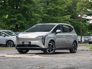 AION Y Plus รถยนต์ไฟฟ้า SUV สีเงิน รถใหม่ ระยะทางวิ่ง 510 กม. ราคาประหยัด พร้อมขาย ปี 2026 - Product Image 2