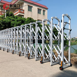 Custom Ontworpen Isolatie Hek Intrekbare Accordeon Type Winkelcentrum Wachtrij Partitie Met Wielen Telescopische Verkeer Wegversperring - Product Image 2