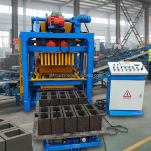 Gagnez de l'argent à domicile : Idées d'affaires à petit investissement et gros profit – Machine automatique de fabrication de blocs de pavés creux QT4-25 à longue durée de vie - Product Image 3