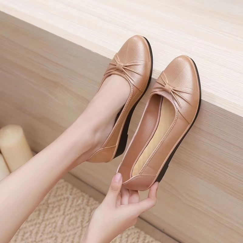 #04 (Brown)