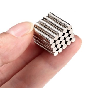 D1mm 2 מ "מ 3 מ" מ 4 מ "מ 5 מ" מ 6 מ "מ 8 מ" מ 10 מ "מ n35 n52 מצופה קבוע neodymum קטן דיסק מגנט בצורת טבעת בצורת טבעת דפוס מגנט תעשייתי - Product Image 5