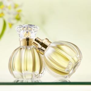 Meilleur parfum pour femmes Classique <span class=keywords><strong>Paris</strong></span> 50ML Avec prix avantageux Bonne qualité Longue durée Parfum féminin Parfum pour femmes - Product Image 5