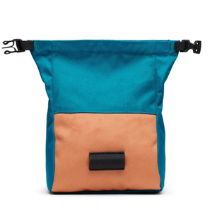 Cubo Magnético Grande Personalizable e Impermeable para Tiza con Bolsillos con Cremallera a Prueba de Olores para Escalada en Roca y Levantamiento de Pesas - Product Image 2