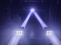 XINQIYI LITE 4X60W Double Sided Moving Head RGBW 4 en 1 LED Éclairage d'effet de scène pour DJ, discothèques, événements, spectacles, clubs, bars
