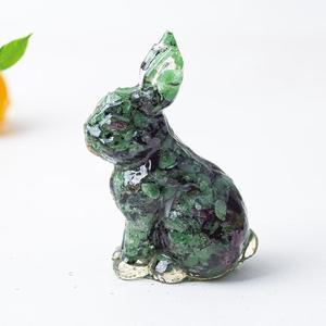 Parlak Kristal Epoksi Lapis Lazuli Tavşan Bebek Serbest Form Maskot Doğal Kristal Çakıl İçeren Özel Hediye - Product Image 2