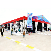 Tente d'exposition automobile extérieure modulaire à entrée ouverte pour salon automobile urbain, stand interactif et lieu événementiel