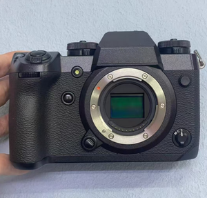 กล้องดิจิตอลประสิทธิภาพสูง 4K รุ่น X-H1 กล้อง APS-C ความละเอียด 24MP กล้อง XH1 - Product Image 1