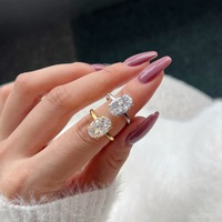 Bague en argent sterling S925 de 4,5 carats avec moissanite ovale en forme d'œuf de pigeon de la marque MUSHAN Jewelry Factory pour femmes, exsudant un sentiment de luxe