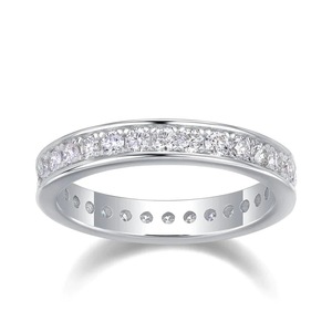 Anello da donna impilabile con micro cristalli, elegante gioiello per matrimoni e uso quotidiano - Product Image 6