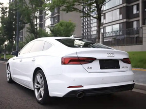 <span class=keywords><strong>Audi</strong></span> <span class=keywords><strong>A5</strong></span> (importée) 2019 40 TFSI Modèle Fashion, service de livraison porte-à-porte fourni - Product Image 4