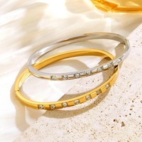 Bracelet manchette élégant en acier inoxydable demi-rangée de cristaux, couleur or et argent inaltérable, pour femme et jeune fille, usage quotidien