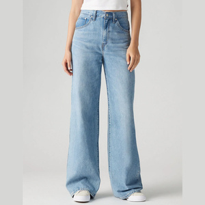 Jeans amples et décontractés en denim doux avec une légère élasticité, conçus pour les femmes recherchant la liberté de mouvement et une silhouette tendance - Product Image 3