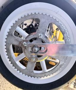 Kit de roues Supermoto de 12 pouces avec pneus tubeless Kenda Curve pour moto électrique tout-terrain et usage urbain - Product Image 1