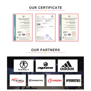 Stazione per Trazioni Personalizzabile e Regolabile, Attrezzatura Multifunzione per Palestra Commerciale, Rack per Squat Salvaspazio in Vendita - Product Image 4