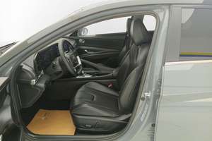 Coche usado Hy-undai Ela-ntra <span class=keywords><strong>2022</strong></span> 1.5L CVT Premium Edition en stock <span class=keywords><strong>Precio</strong></span> de venta - Product Image 4