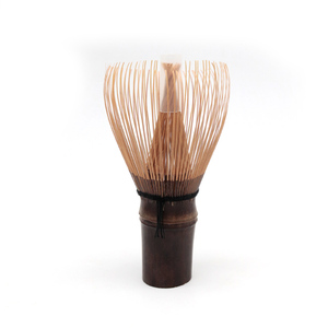 Estick Set di Lusso per Tè Matcha in Ceramica Bianca e <span class=keywords><strong>Rosa</strong></span> con 3 Pezzi, Frusta e Confezione Regalo - Product Image 5