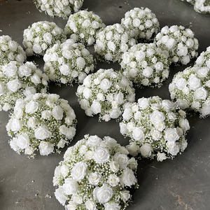 E-FB0023 Centro de Mesa de Bolas de Flores de Seda al por Mayor, Bolas de Flores Verdes y Blancas, Bolas de Té de Flores Florecientes para Decoración de Bodas - Product Image 1