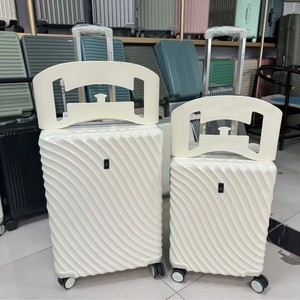 Maleta Rodante Expandible Blanca de 26 Pulgadas con Ruedas Giratorias de 360 Grados para Mujeres, Viajes de Ocio - Product Image 2