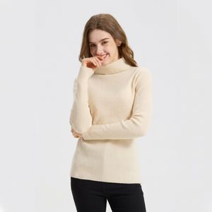 Pull en maille côtelée crème pour femme, col roulé, manches longues, anti-boulochage, style minimaliste, idéal pour l'hiver - Product Image 4