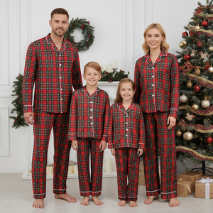 Piyama Keluarga Natal Yaguyuly Set Seragam Atasan Lengan Panjang Celana Kotak-kotak Pakaian Tidur Liburan 100% Poliester Dapat Dicuci Mesin (Pria) - Product Image 2