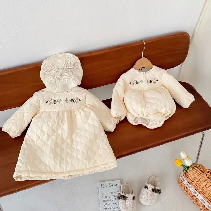 아기 소녀 겨울 옷 유아 두꺼운 면화 따뜻한 romper 스커트 세트 수 놓은 크롤링 드레스 세트
