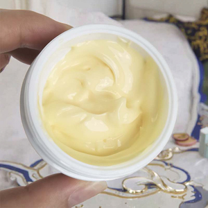 Crema de Noche Blanqueadora de Perlas, Nutritiva e Hidratante, Sin Sulfatos, para Todo Tipo de Piel, para Piel Negra y Blanca, Ingrediente Principal: Leche - Product Image 3