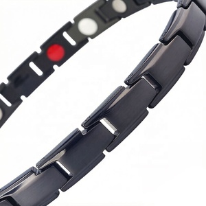 กำไลข้อมือแม่เหล็กบรรเทาอาการปวด Best Friends Black Bio Health  วัสดุสแตนเลส 316L สวยงาม 4 in 1 กำไลแม่เหล็กชีวภาพ - Product Image 2