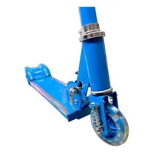 Trottinette pour enfants en aluminium réglable à 3 roues, avec lumière et son, pliable, jouet d'extérieur pour enfants - Product Image 6