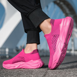 Chaussures de marche confortables pour couple, en maille extensible, souples, pour le fitness et la course, simples, noires, résistantes aux salissures - Product Image 3