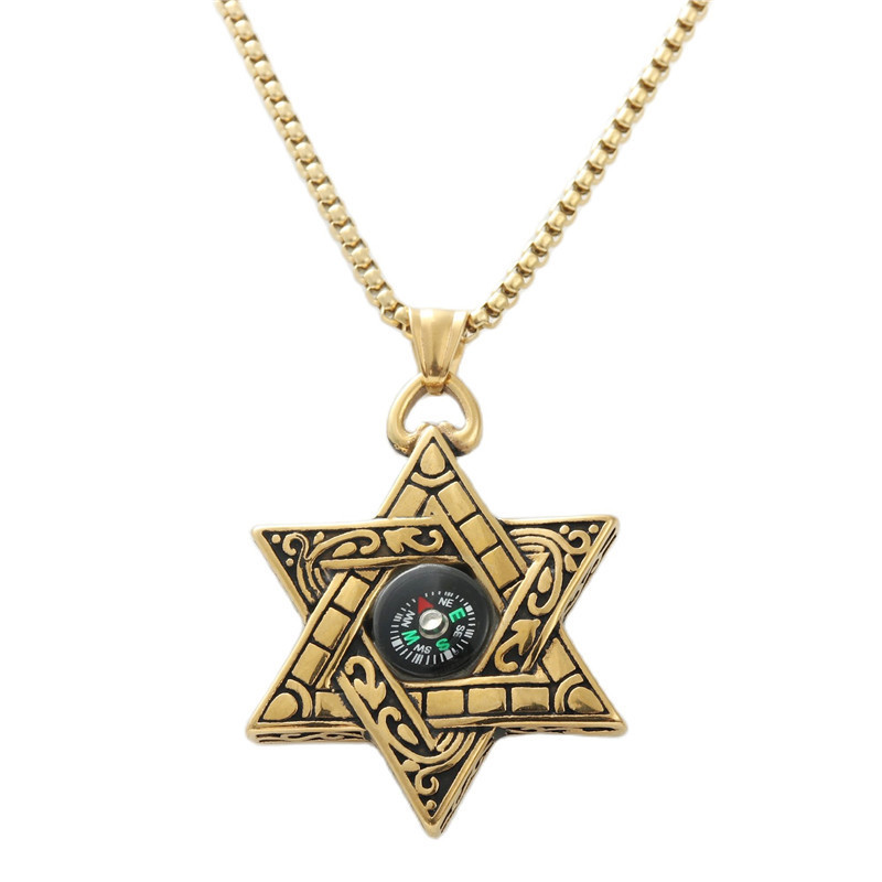 Pendentif en or avec une chaîne de perles carrées de 3,0*60 cm