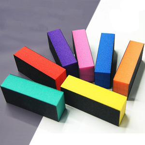 Bloque de Pulido de Uñas de Esponja Negra de Tres Lados con Logotipo Personalizado, Herramienta de Pulido Suave para Manicura - Product Image 2