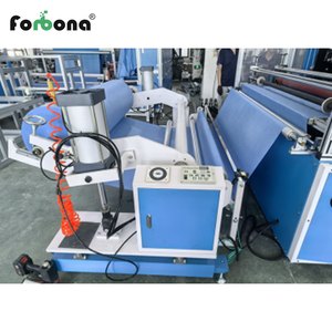 Machine automatique Forbona PLC pour la fabrication de blouses chirurgicales avec couture ultrasonique et scellage des poignets - Product Image 4