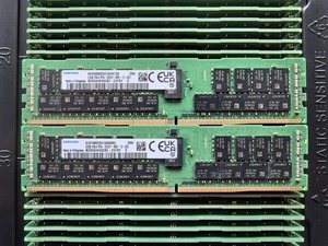 Golden Bud Blade Series Rgb Light Strip 32g 2rx4 Pc4-2933y <b>Ddr4</b> Recc Used Server <b>Memory</b> Golden Bud Blade Series Rgb Light Strip - Product Image 3
