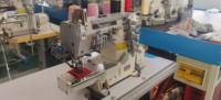 Machine à coudre automatique à point de recouvrement à cylindre RONMACK RM-600-01UTD, triple aiguille, pour usage en usine de confection