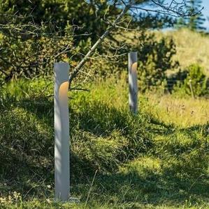 Lampadaire LED en acier Corten Art Déco, éclairage extérieur résistant aux intempéries, pilier décoratif pour jardin et patio - Product Image 1
