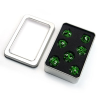 Ensemble de 7 dés polyédriques ronds creux en métal DND D20 RPG avec boîte en étain à fenêtre complète pour jeux de société, cadeaux et divertissement