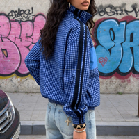 Veste de survêtement personnalisée en gingham pour femme, coupe-vent colorblock à carreaux, col montant, fermeture éclair intégrale, manches rayées, style sportif, OEM