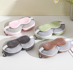 Máscara de ojos dos en uno opaca en forma de <span class=keywords><strong>U</strong></span> y almohada de viaje con material de poliéster de diseño recortado para siesta y sueño en avión - Product Image 6