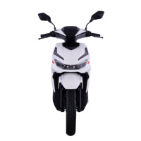 Scooter électrique, moteur à moyeu de 6,5 kW de puissance maximale, temps de charge de 4 heures, capacité de 150 kg, usine certifiée ISO9001